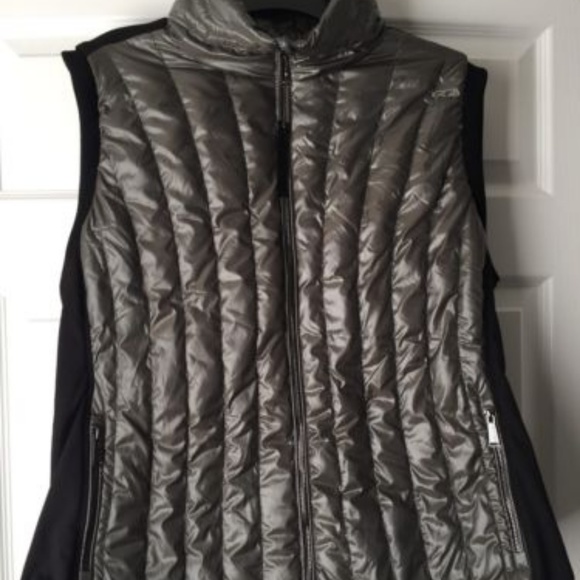 Green Contrast Trim Quilted Outerwear Vest - Picture 3 of 5